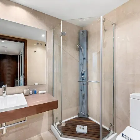 Apartment Modern & Peaceful 2br W/parking - Medina Banus *