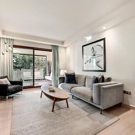 Apartment Modern & Peaceful 2br W/parking - Medina Banus
